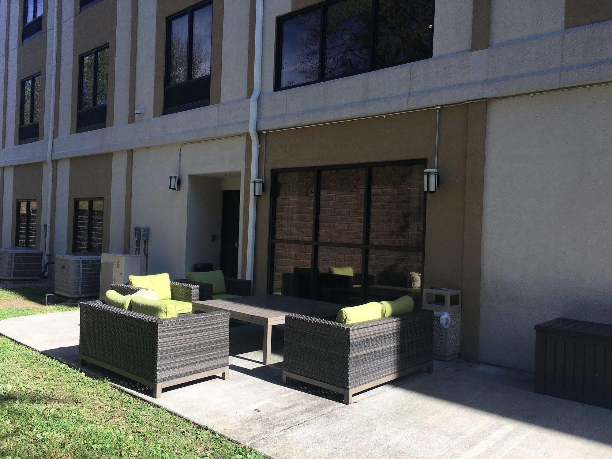 Holiday Inn Express Johnson City By Ihg Екстер'єр фото